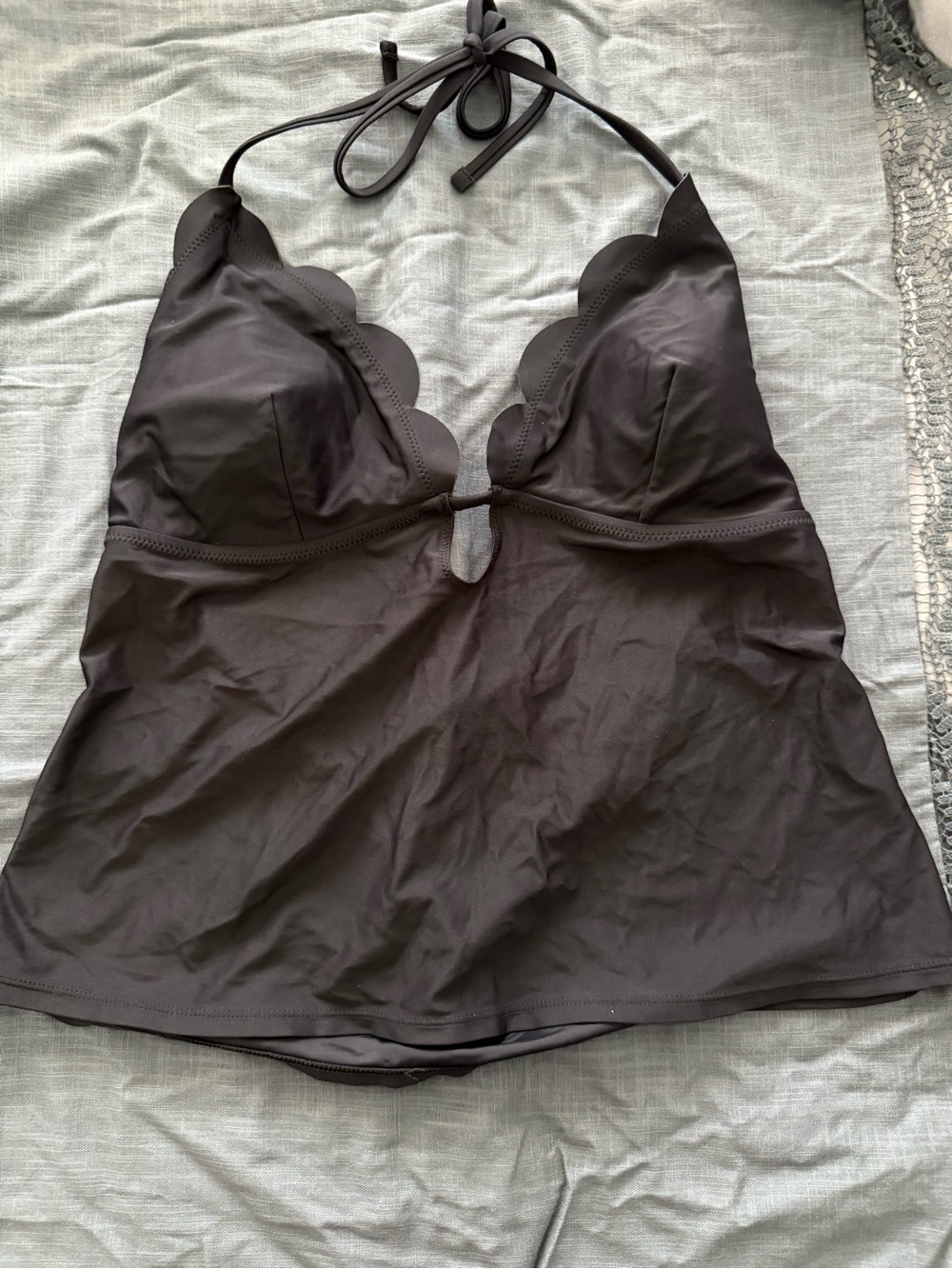 Scalloped Halter Tankini Top in Black